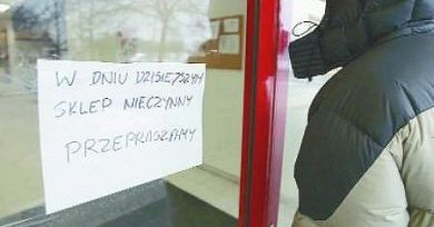 Dzień Wszystkich Świętych i... właścicieli sklepów