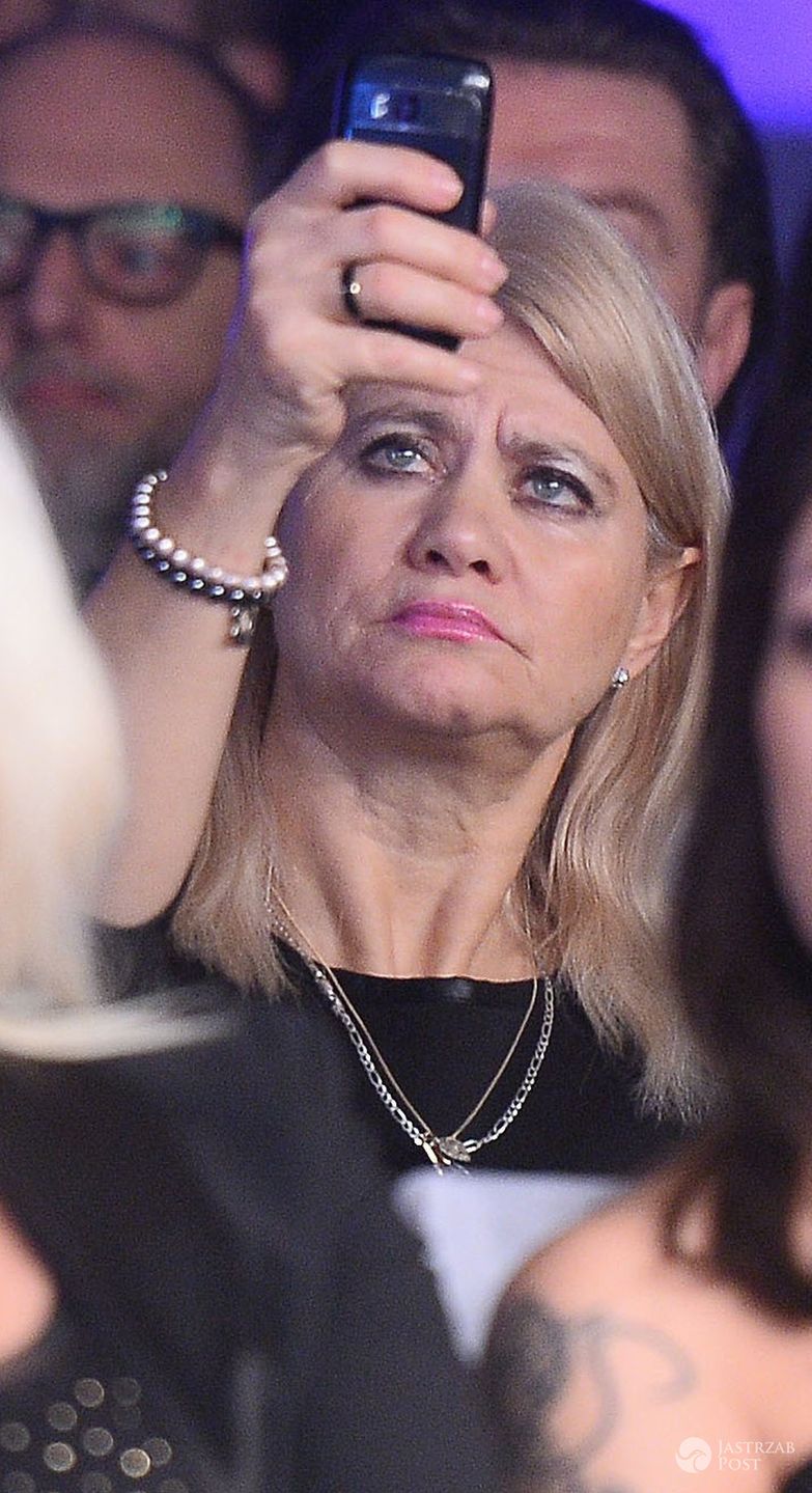 Izabela Kisio-Skorupa śpiewa