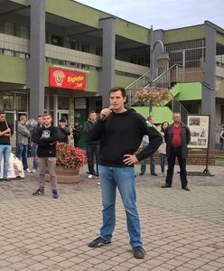 Lider Młodzieży Wszechpolskiej dyrektorem w NBP. Reklamował się rasistowskim hasłem