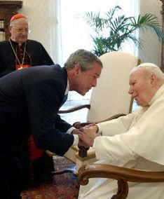 Bush wręczył papieżowi medal