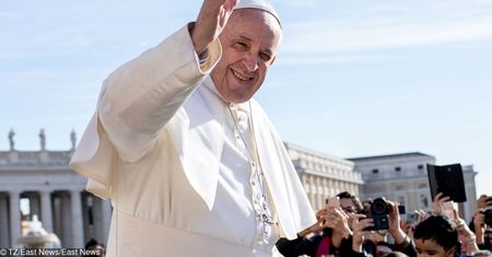 Watykan. Papież wygłosił “żarliwy apel” o pomoc uchodźcom