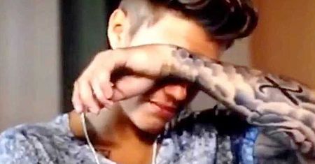 Justin Bieber zmaga się z okropną chorobą! Publicznie błaga fanów o modlitwę: "Cały czas walczę"