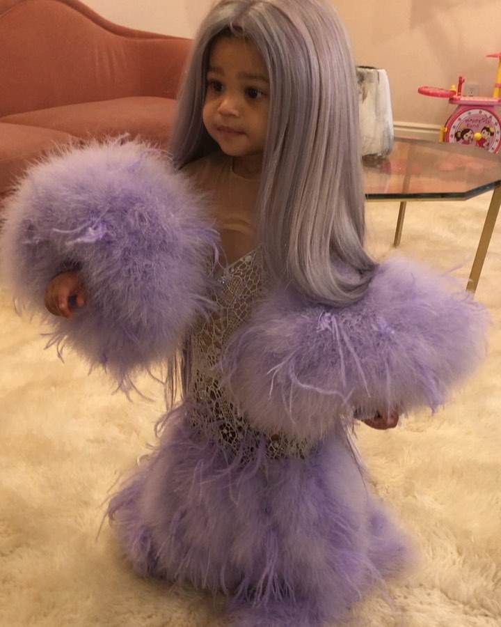 Kylie Jenner przebrała córkę za samą siebie