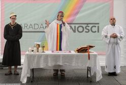 Odprawił "tęczową mszę" na Paradzie Równości. Szymon Niemiec usłyszał zarzut obrazy uczuć religijnych