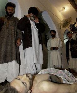 Zamachowiec-samobójca wysadził się w pakistańskim meczecie