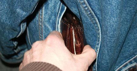 Kraków: złodziejki przyłapane na gorącym uczynku. Kradły w kościele