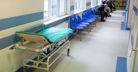 Wrocław. Gronkowiec przyczyną częściowego zamknięcia oddziału w szpitalu na Stabłowicach