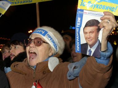 Wiece poparcia dla Janukowycza