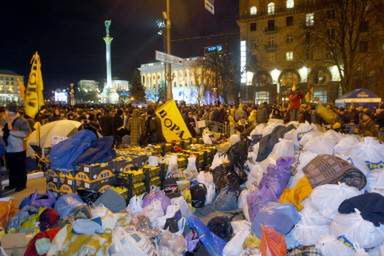 100 tysięcy demonstrantów za Juszczenką