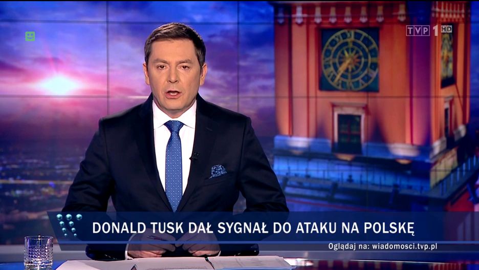Kolejny materiał "Wiadomości" TVP o wpisie Donalda Tuska