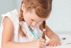 Dzieci Internetu. "Gdy dostają do ręki ołówek w szkole, nie potrafią go trzymać"
