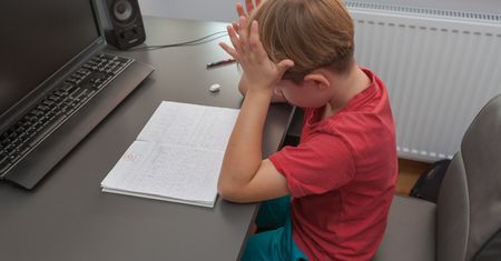 Rzecznik Praw Dziecka Mikołaj Pawlak o pracach domowych. "Trzeba znać umiar"