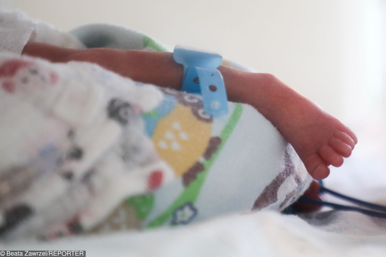Pięcioraczki urodzone w Bytomiu. Lekarze walczą o życie dzieci
