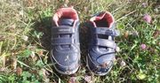 Bogusze. Buty i koszulka dziecka nad jeziorem Toczyło. Strażacy zakończyli poszukiwania