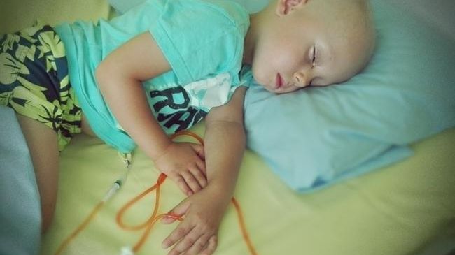 Życie Natana może uratować wyjazd do kliniki w Essen