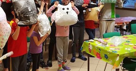 "Wygaszanie" domu dziecka na Ochocie. "Jak można burzyć dzieciom miejsce, gdzie czują się bezpiecznie?"