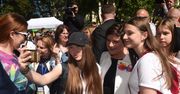 "Dajcie radość swoim dzieciom". Piknik w ogrodach KPRM, a tam... wypchane zwierzęta i pokaz technik obronnych