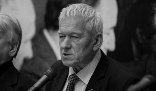 Kornel Morawiecki nie żyje. Księga kondolencyjna we wrocławskim Starym Ratuszu