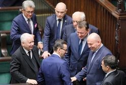 Konstruktywne wotum nieufności. Schetyna idzie z Morawieckim na starcie programowe