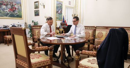 Koronawirus w Polsce. Narada prezydenta i premiera