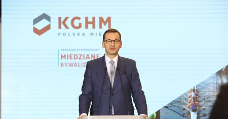 Piątka Kaczyńskiego. Spółki mogą zostać zmuszone do dołożenia się do obietnic PiS