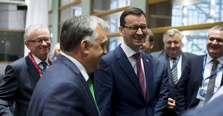 Morawiecki jedzie na Węgry okopać się przeciwko UE. Orban nie jest partnerem niezłomnym