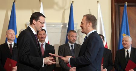Morawiecki przebił Tuska i Kaczyńskiego. Stworzył PO-PiS