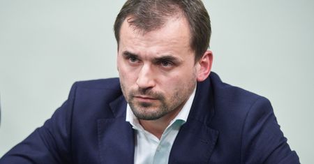 Marcin Dubieniecki nie wyjedzie z kraju. Sąd cofnął mu pozwolenie