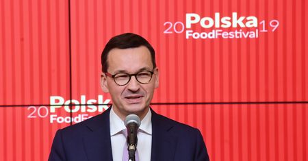 Mateusz Morawiecki wytyka błąd w książce Donalda Tuska. "Już wiecie co tutaj nie gra?"
