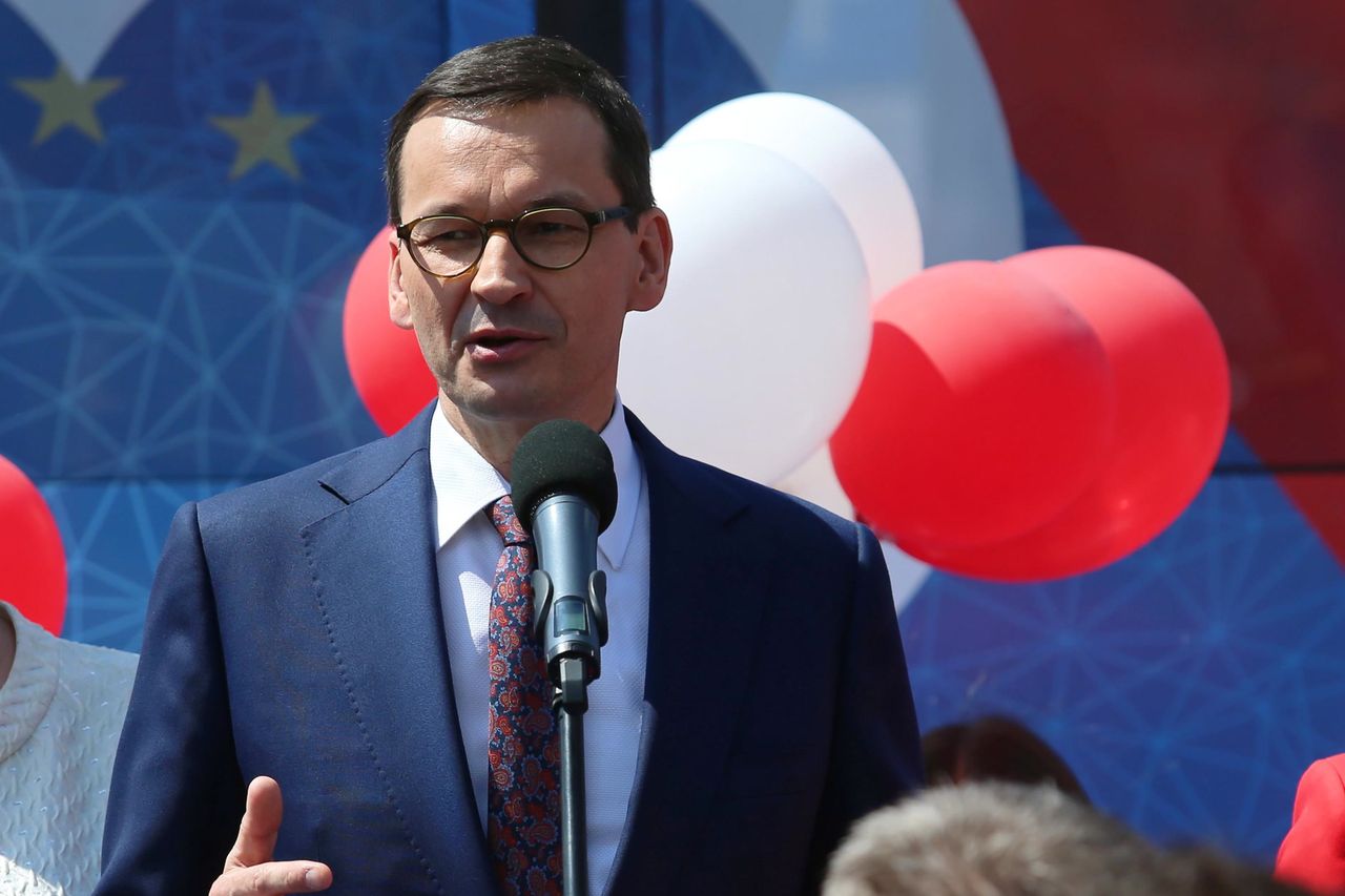 Premier Mateusz Morawiecki obiecuje szybszy koniec roku szkolnego