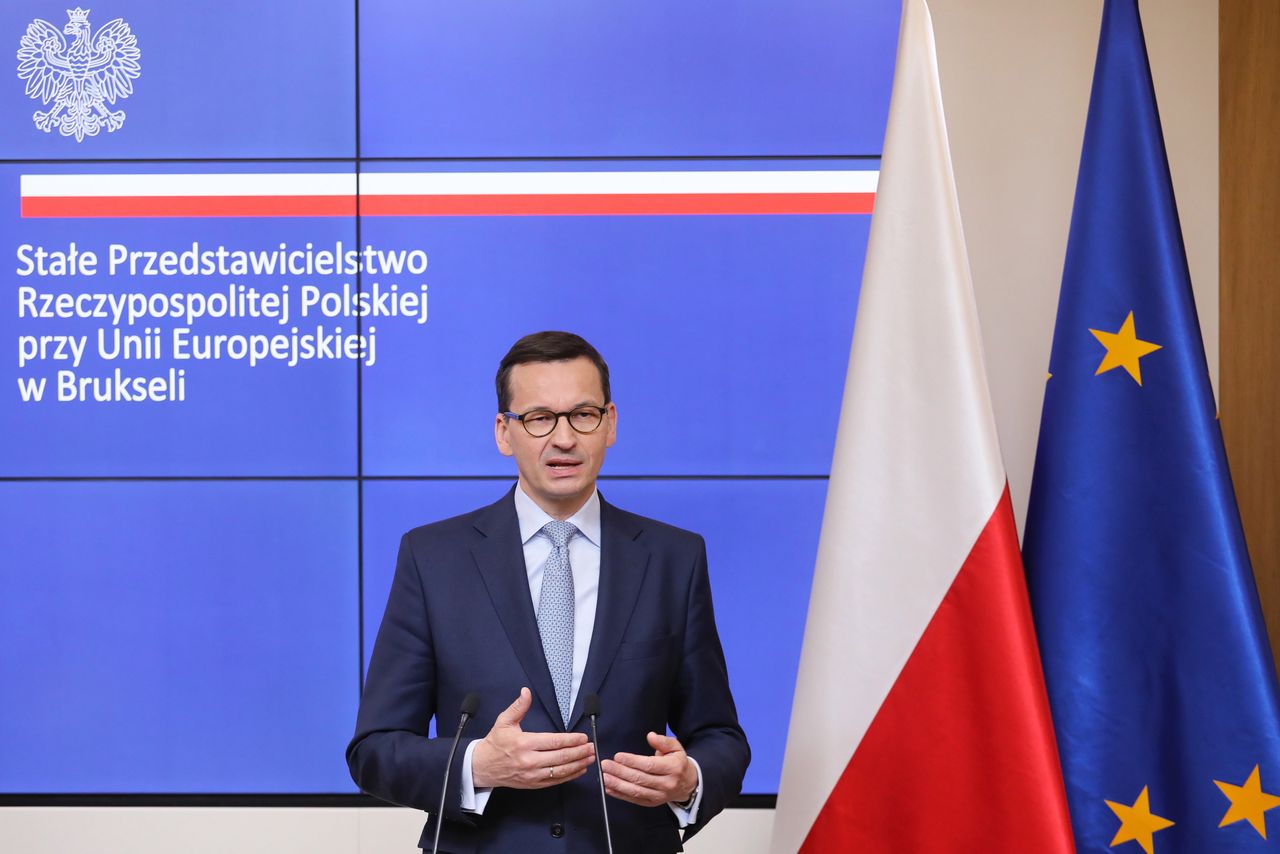 Klimatyczne weto Morawiecki ogłosił sukcesem Polski. A to był strzał w stopę