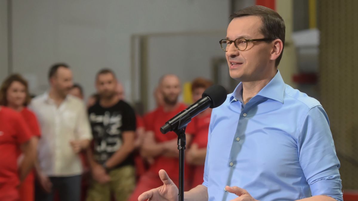 Mateusz Morawiecki był we wtorek w jednym z zakładów produkcyjnych w Ozorkowie