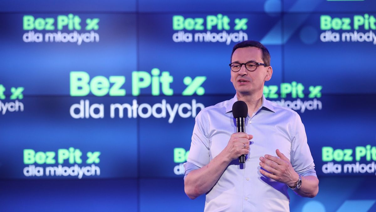 - Wiem, że wielu młodych ludzi zostało ukąszonych myśleniem antypodatkowym. Rozumiem, że każdy chce, żeby jak najwięcej pieniędzy zostało w portfelu - mówił premier Mateusz Morawiecki.