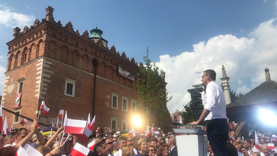 Sandomierz. Premier Mateusz Morawiecki na spotkaniu z wyborcami.
