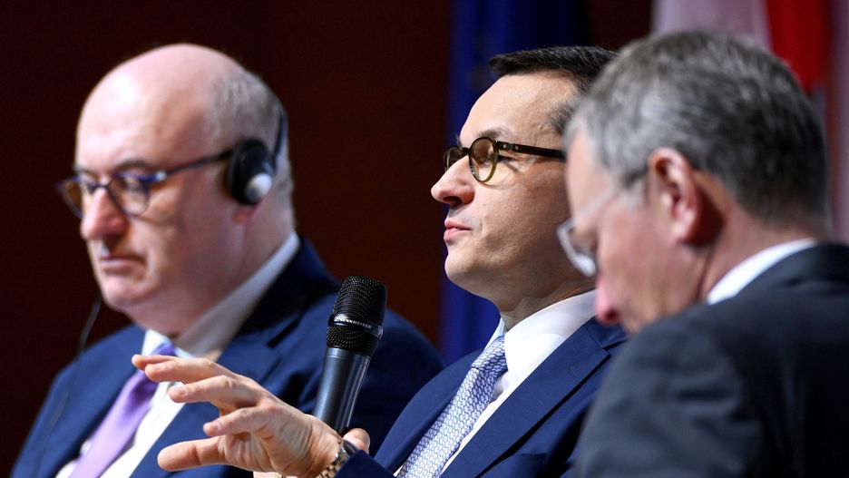 Premier Mateusz Morawiecki i komisarz UE ds. Rolnictwa i Obszarów Wiejskich Phil Hogan