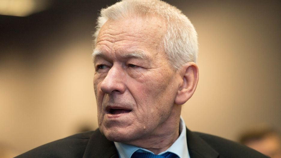 Kornel Morawiecki po raz kolejny sprzeciwił się reformie rządu swojego syna