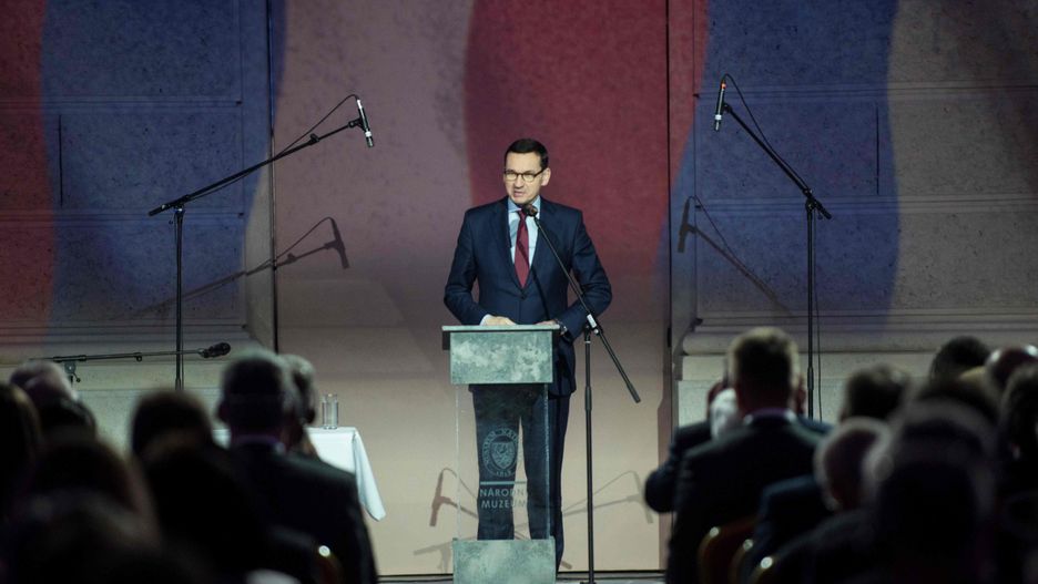 Praga. Mateusz Morawiecki podczas rocznicy "aksamitnej rewolucji"