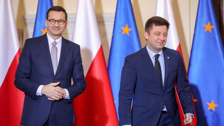 Koronawirus  w Polsce. Mateusz Morawiecki i Michał Dworczyk.