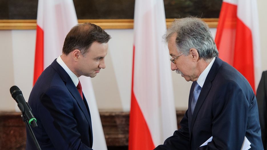 Prezydent Andrzej Duda i sędzia Wojciech Hermeliński 