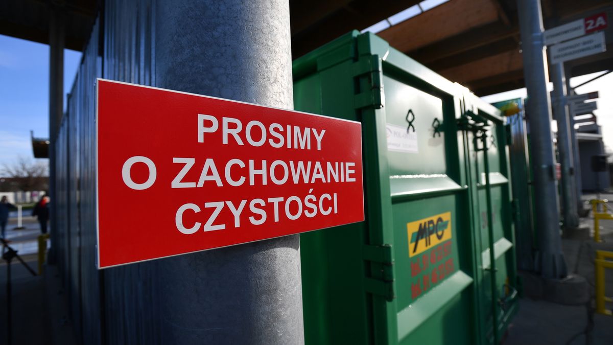 Za niewłaściwą segregację śmieci grożą kary.