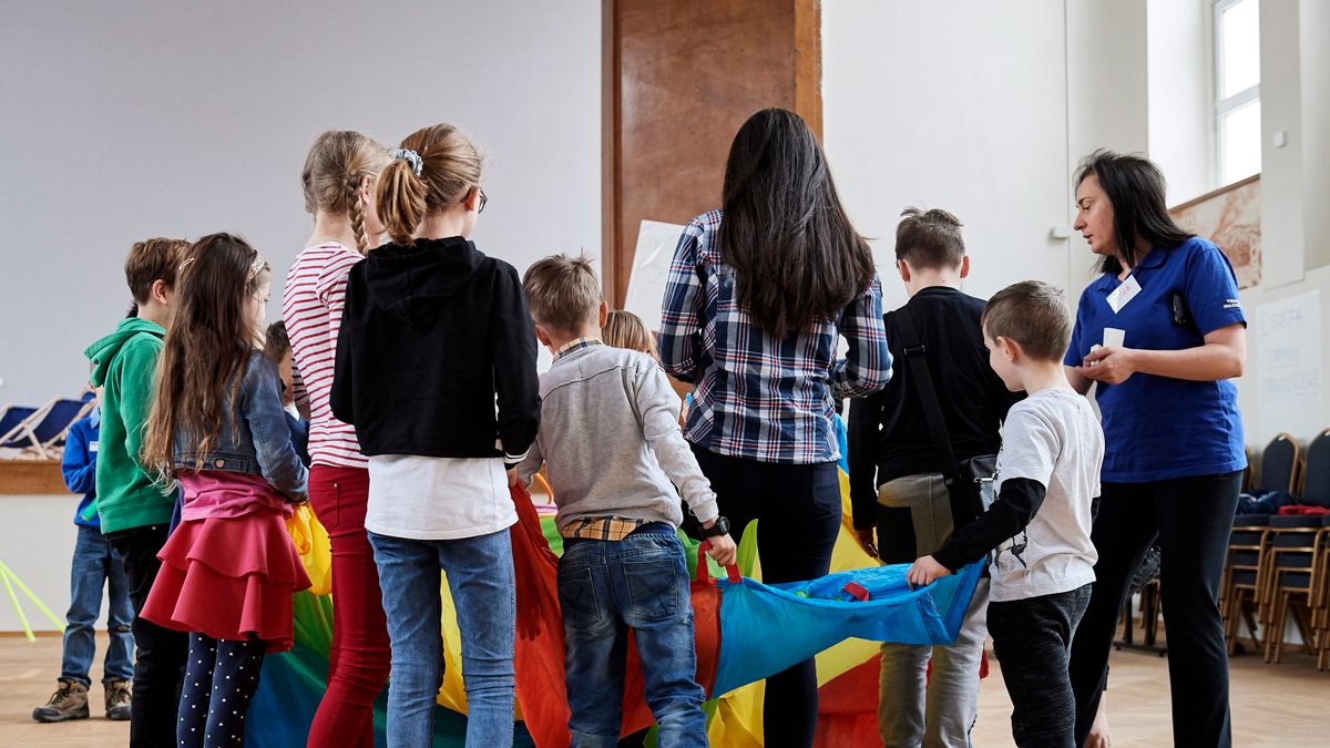 Gdańsk, 09.04.2019. Dzieci pracowników gdańskiego Urzędu Marszałkowskiego Województwa Pomorskiego, spędzają czas pod opieką pracowników urzędu oraz Wojewódzkiego Zespołu Szkół Policealnych Nr2 w Gdańsku