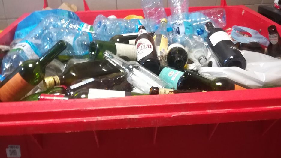 Warszawa dopłaci mieszkańcom do rachunków za wywóz śmieci