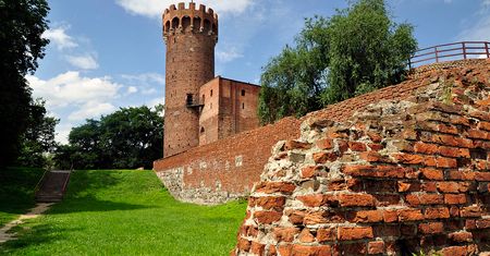 Żenująca pomyłka za unijne pieniądze. Promują nie ten zamek