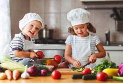 Przepisy kulinarne, które mogą wykonać dzieci. Łatwe dania dla maluchów