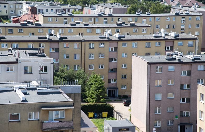 Rząd chce dać pieniądze na remonty bloków.