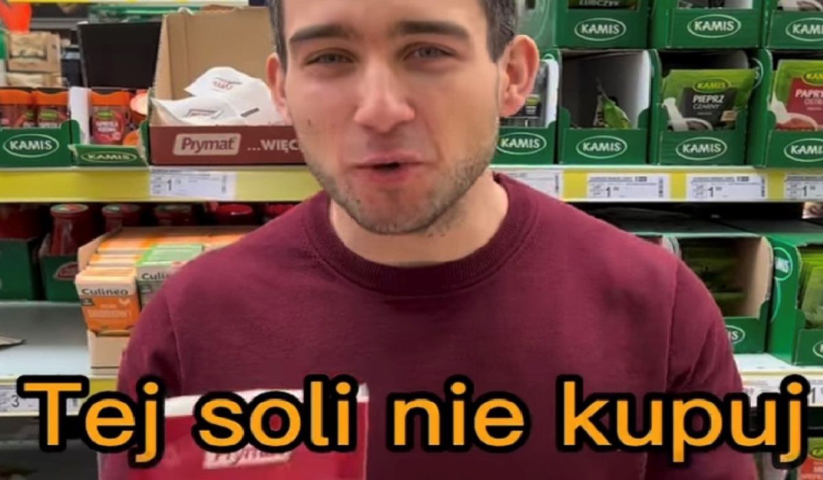 "Tej soli nie kupuj w Biedronce". Dietetyk pokazał, dlaczego lepiej jej nie używać