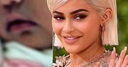 Kylie Jenner pokazała pierwsze zdjęcie córki! Zdradziła też jej imię!