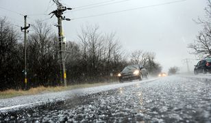 300 tys. osób bez prądu po intensywnych opadach śniegu. Trwają prace naprawcze