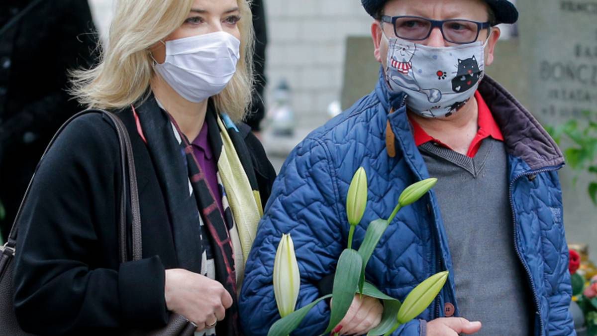 Monika i Zbigniew Zamachowscy na pogrzebie Łapińskiego