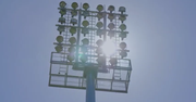 Stadion przy Drodze Dębińskiej o krok od spełnienia wymogów licencyjnych. Przeprowadzono próby nowego oświetlenia